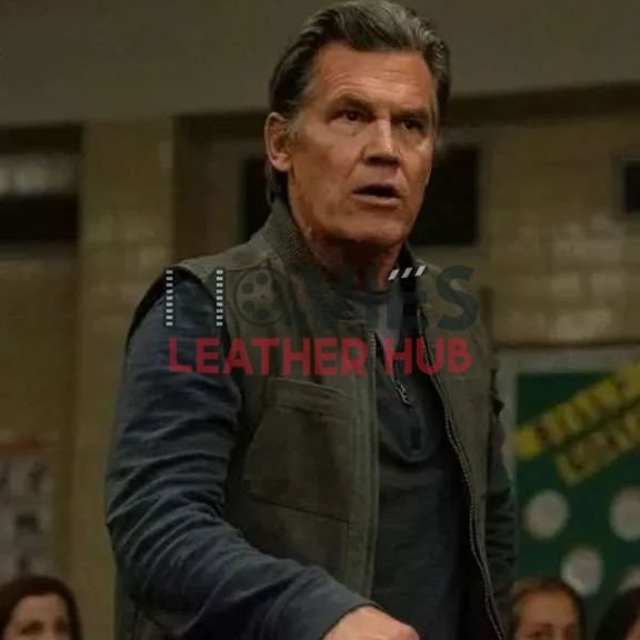 Josh Brolin Weapons 2025 Green Vest